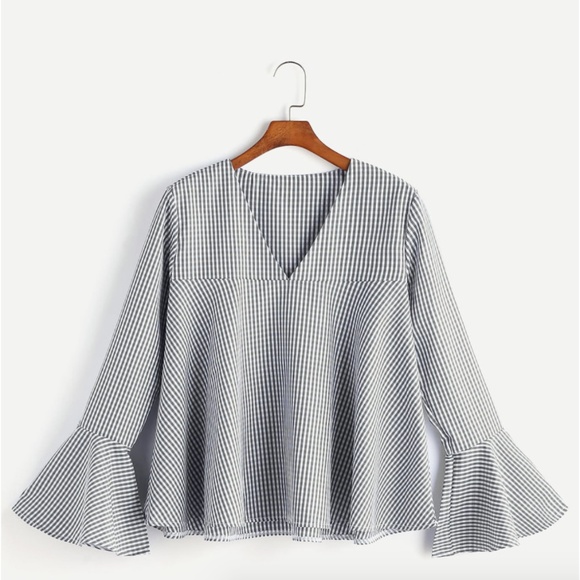 Tops - NWOT Gingham Fluted Sleeve Top